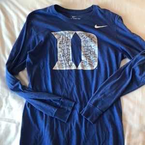 Men’s long sleeved Nike Duke tee 💙